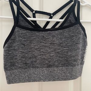 GYMSHARK Like‎ New Strappy Sports Bra Size Small